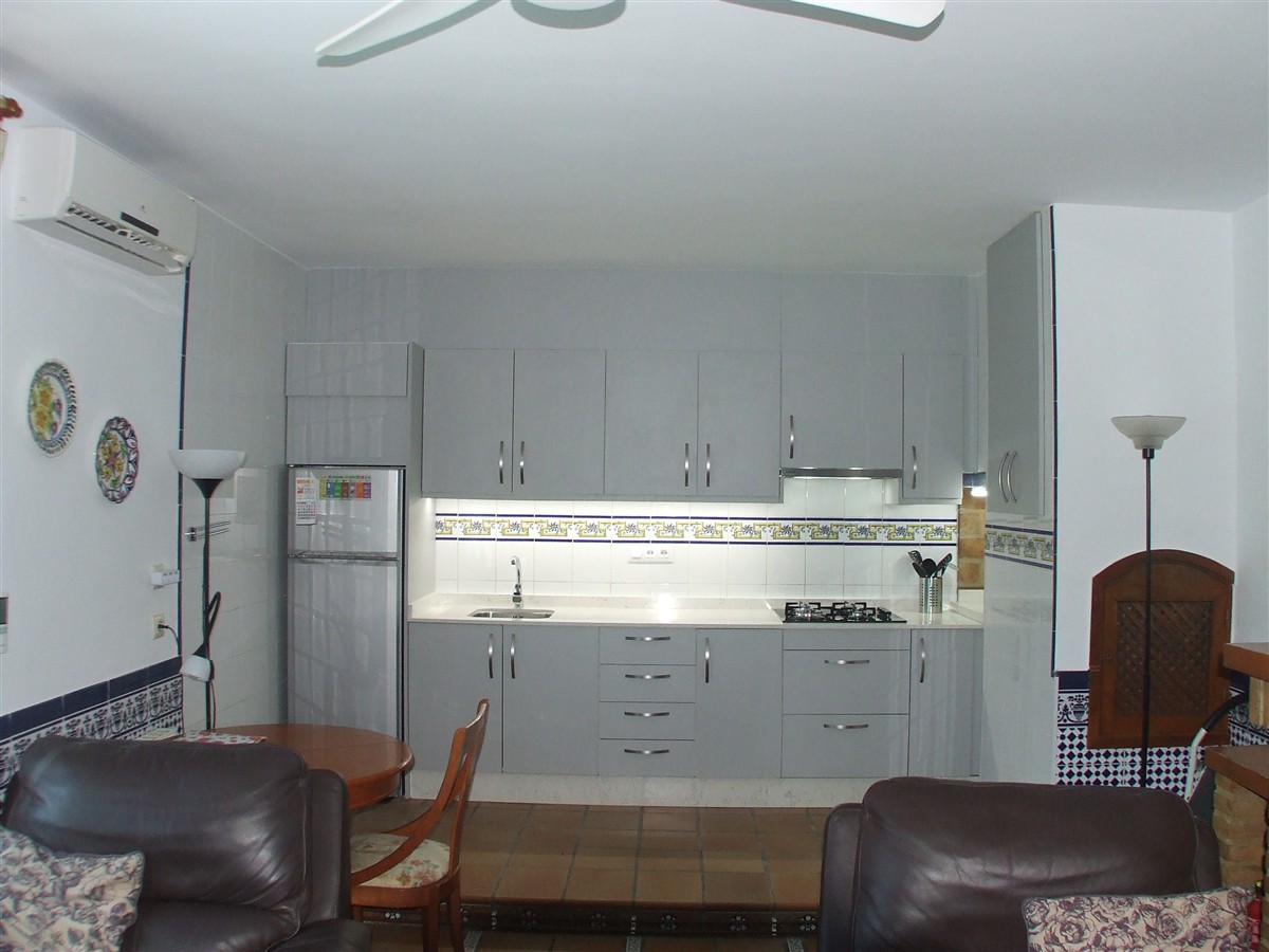 Apartment-Kitchen-Room-Centre-1 New Kitchen